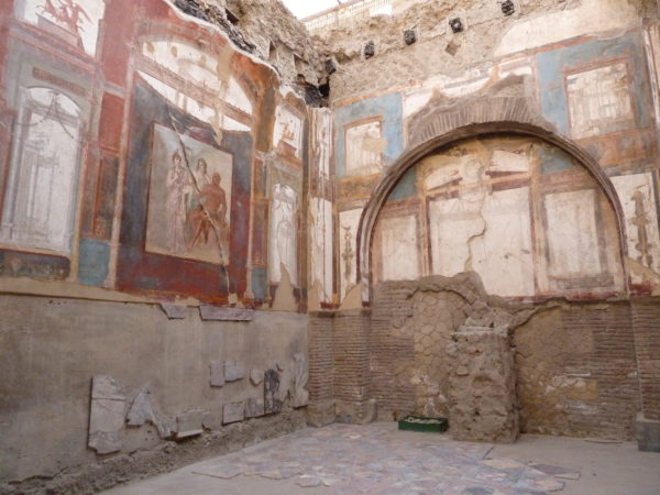 Herculaneum || photo by Jessica Spiegel, all rights reserved, may not be used without permission