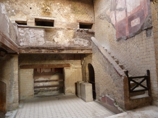 Herculaneum || photo by Jessica Spiegel, all rights reserved, may not be used without permission